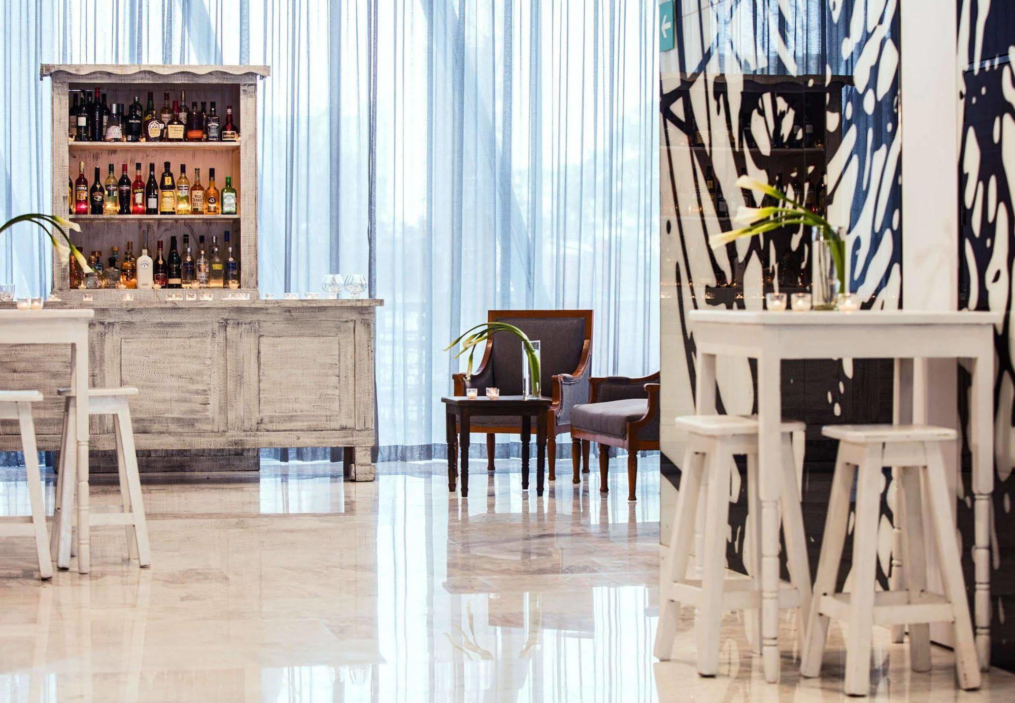 Ac Hotel By Marriott Guadalajara Mexico Bagian luar foto